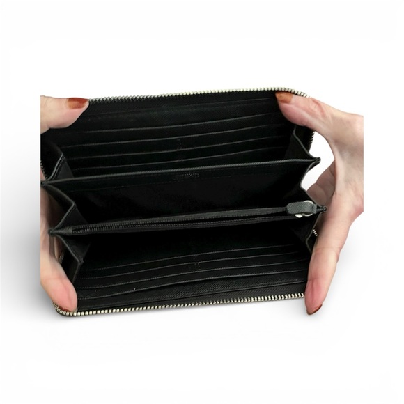 Coach signature zip around long wallet black with silver hardware EUC 8” x 4” - Picture 3 of 5